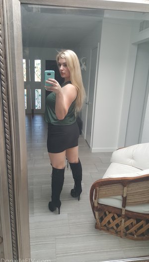 18 year old girl Ami is coerced into losing her virginity by older guy